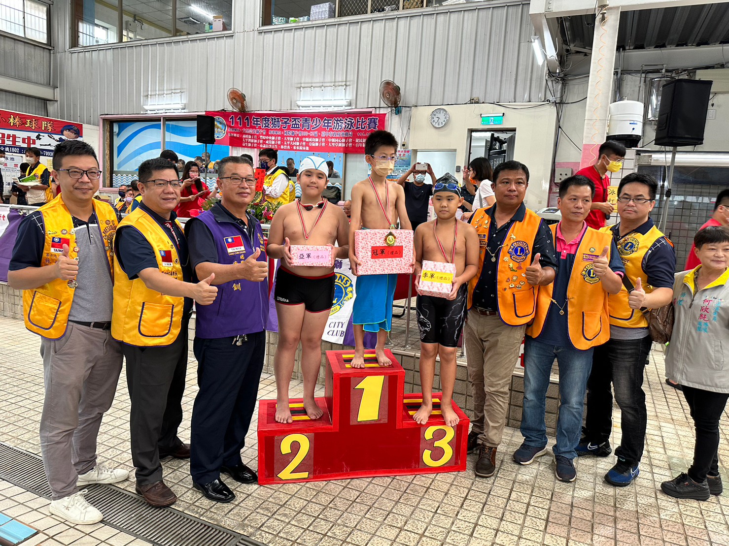 2022/10/16協辦獅子盃青少年游泳比賽