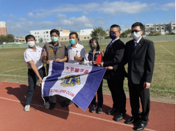 111年11月04日頒發大甲國中美術班七年級學生獎助學金
